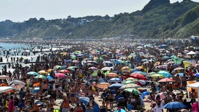 Briten stürmen die Strände