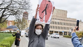 Polnisches Parlament billigt härteres Abtreibungsrecht