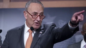 Schumer droht Republikanern mit der „nuklearen Option“