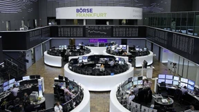 Dax überspringt wieder 12.000-Punkte-Marke