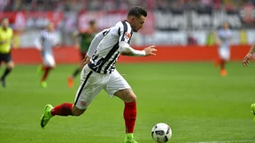 Ballfeeling, Bescheidenheit – Blum