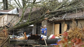 Tote und Verletzte nach weiteren Tornados