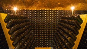 Vier von fünf Gutverdienern trinken gern zu Hause