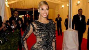 „Kleider, die fast schon auf den Körper gemalt sind“