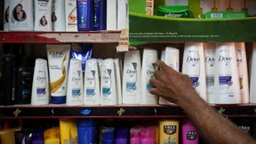 Unilever profitiert von höheren Preisen für Kosmetik