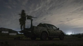 Wie Ukrainer im Pick-up Drohnen jagen