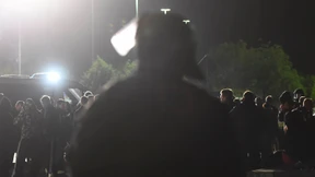 Polizei kesselt rechte Demonstranten ein