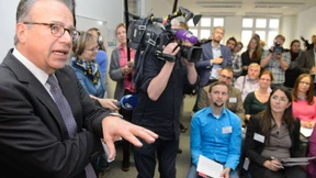 Bamf-Mitarbeiter schreiben Brandbrief an Weise