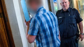 Feuerwehrmann soll Flüchtlingsheim angezündet haben