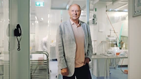 „Sie dachten: Das ist ein kleiner Apotheker, den zerquetschen wir mit Klagen.“