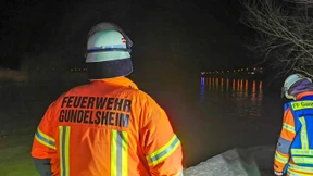Sportwagen nach Notdurft im Neckar versenkt