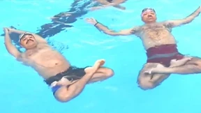 Entspannen beim Wasseryoga