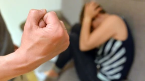 Fast jedes vierte Mädchen erlebt Gewalt durch Intimpartner