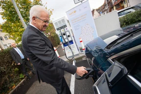 Alle 10 Kilometer eine Ladesäule im Ländle
