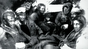 Sie aßen das Fleisch ihrer toten Kameraden