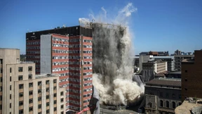 Spektakuläre Gebäudesprengung in Johannesburg