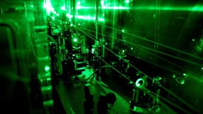 Das Proton  schrumpft weiter