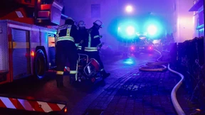 Siebenjähriges Kind stirbt nach Wohnhausbrand
