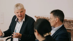 Dreifache Herausforderung