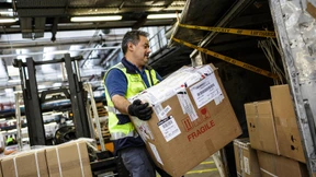 Fracht-Firmen schweigen zu Schmiergeld-Ermittlungen