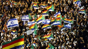Zehntausende protestieren in Tel Aviv