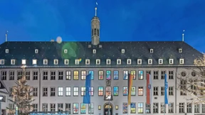 Helle Fenster statt offene Türen