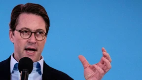 Verkehrsminister warnt vor Gelbwesten-Protesten in Deutschland