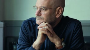 Menschheit unter Dampf und Gas: Jonas Lüscher über seinen Roman „Verzauberte Vorbestimmung“