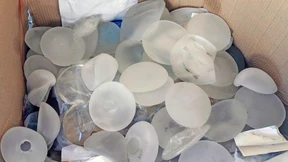 Wenn Silikonbrüste krank machen