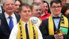 Bananenflanken gibt es nicht nur beim HSV