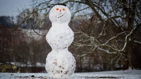 Milder im Westen, frostig im Osten