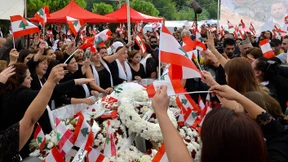 Nadelstiche gegen das alte System