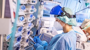 Hessen verlangt PCR-Test für Ungeimpfte bei Veranstaltungen