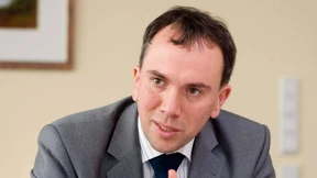 Mildes Wetter hilft Arbeitsmarkt in Hessen