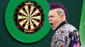 Wie eine optische Kreuzung aus Weihnachtsbaum und Diskokugel