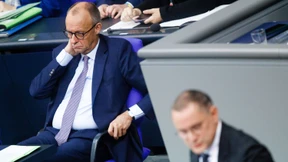 Wie die AfD Löcher in die Brandmauer schlagen will