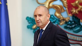 Gibt Radew Macht auf, um mächtiger zu werden?