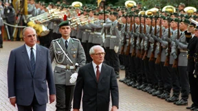 Mit Pauken und Trompeten