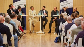 Rekonstruktionen in Frankfurt sorgen für Zündstoff