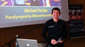 Paralympische Momente im Mercedes-Benz Museum