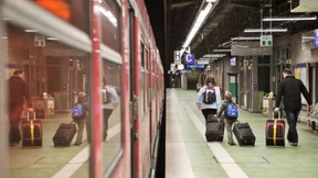 Fabrikneue Züge zum Frankfurter Flughafen 