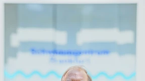 Dass in Frankfurt von sieben Schulschwimmbädern nur drei zur Verfügung stehen