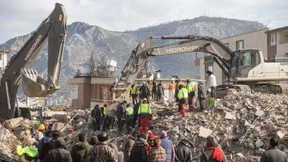 Wieso sind so viele Häuser eingestürzt?