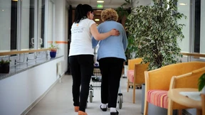 Hessen fehlen Tausende Pflegekräfte