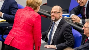 Euro steigt auf höchsten Stand seit drei Jahren