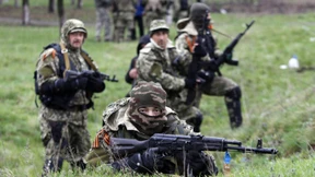 Wer hinter den Masken steckt