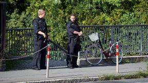 Brennender Koffer nahe Flüchtlingsunterkunft sorgt für Großeinsatz