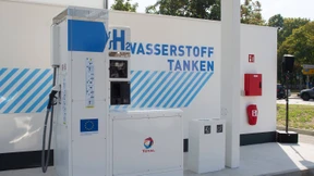 Chinesen bauen Wasserstoff-Tankstellen in Deutschland mit