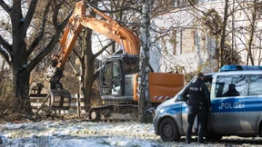 Im Fechenheimer Wald fällt der erste Baum