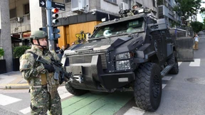 Ein Gipfel hinter Barrikaden